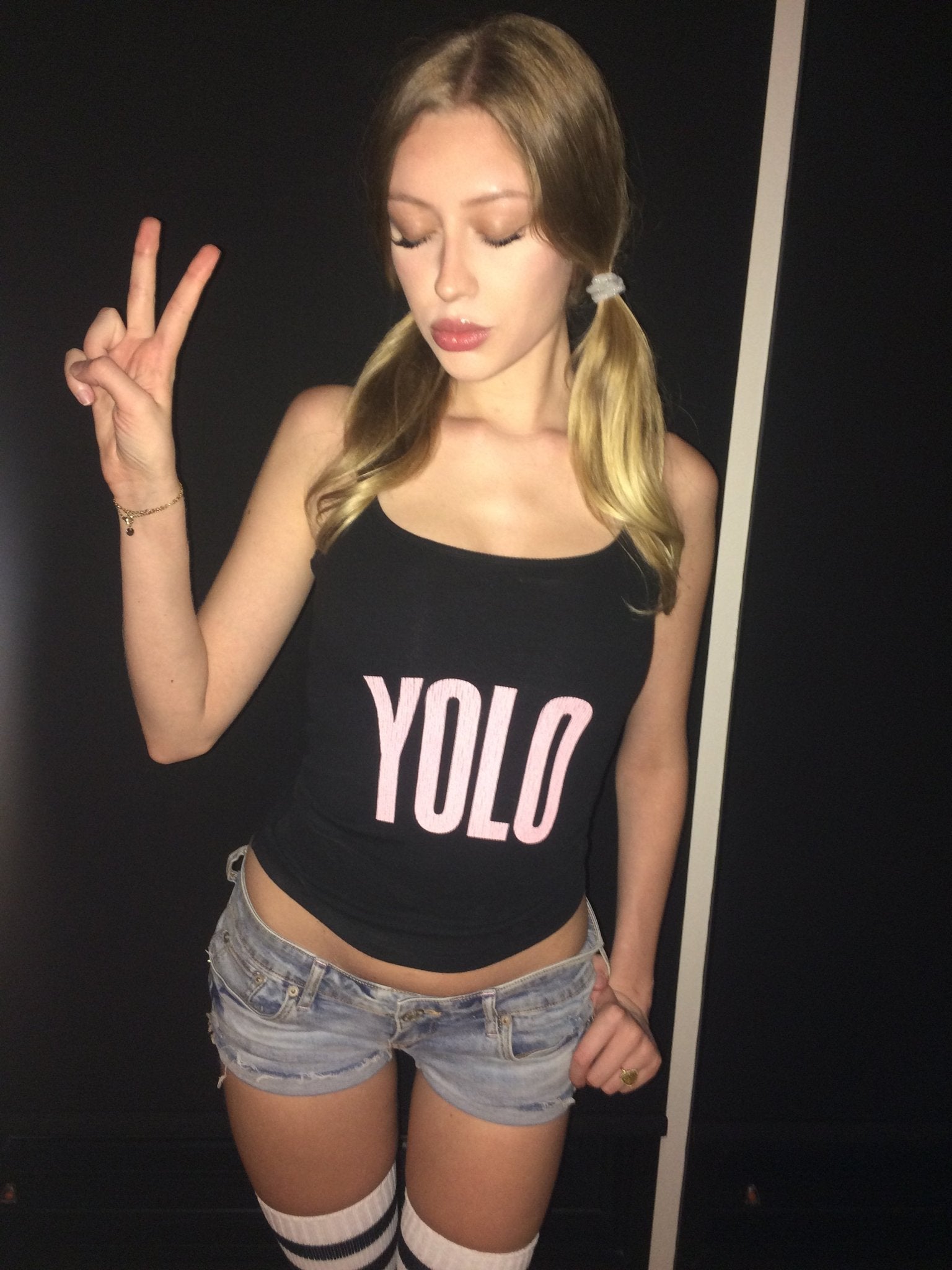 YOLO LUV BOT TANK - LUV BOT